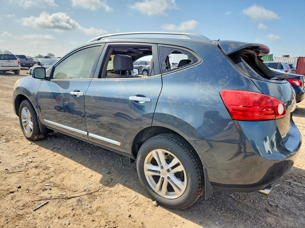 2012 NISSAN ROGUE