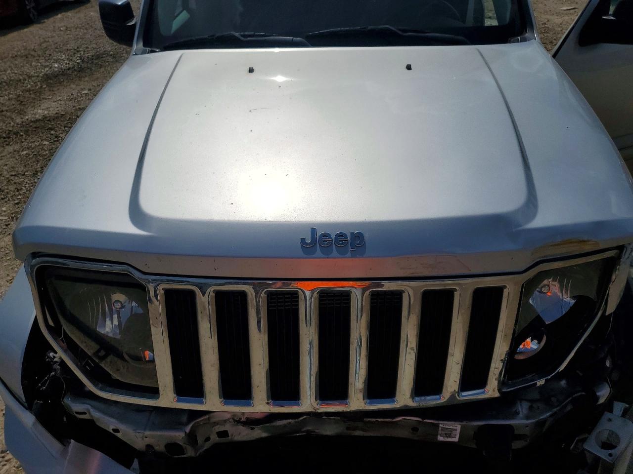 2012 JEEP LIBERTY