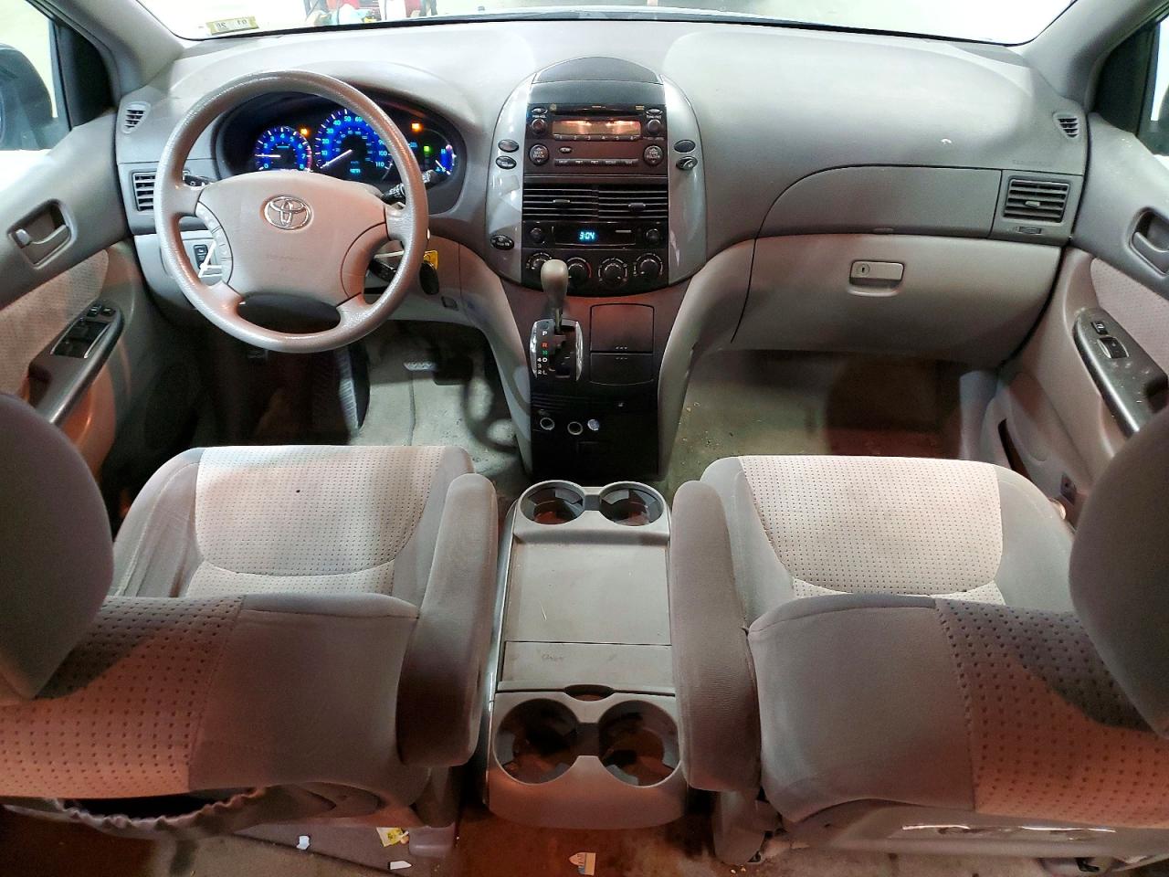 2007 TOYOTA SIENNA
