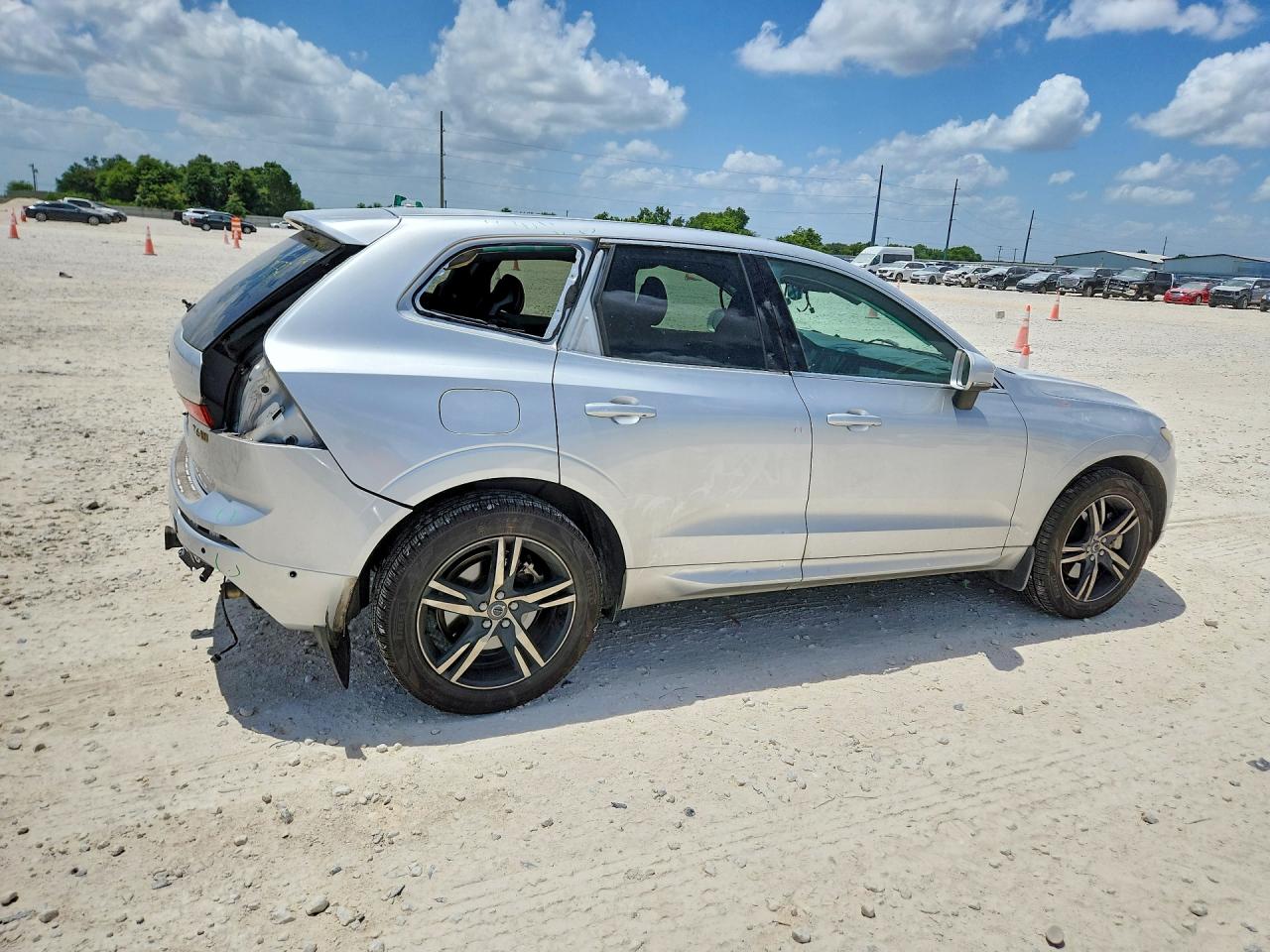 2018 VOLVO XC60