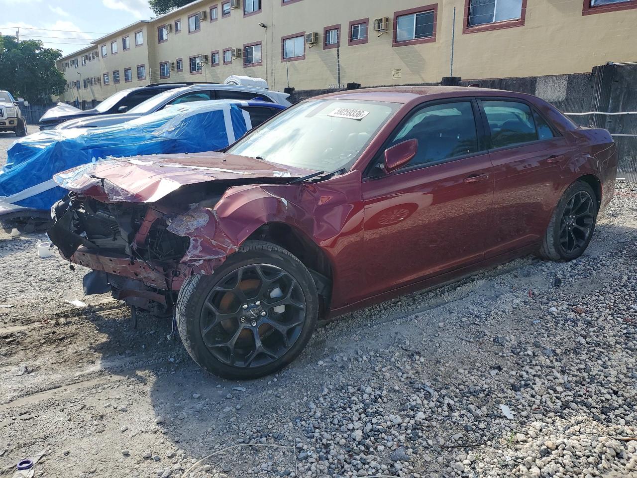2019 CHRYSLER 300