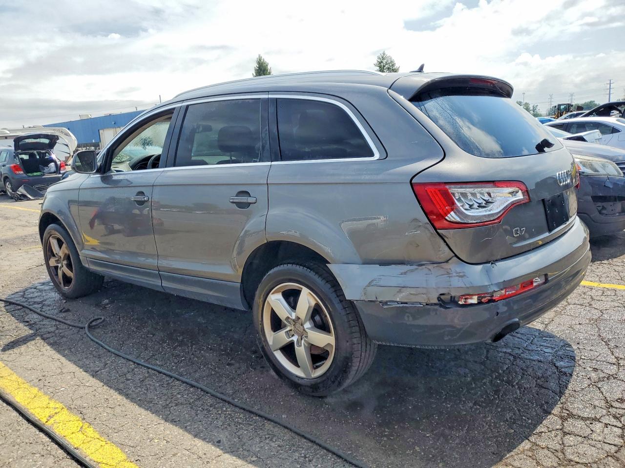 2012 AUDI Q7