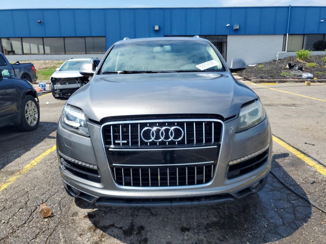 2012 AUDI Q7