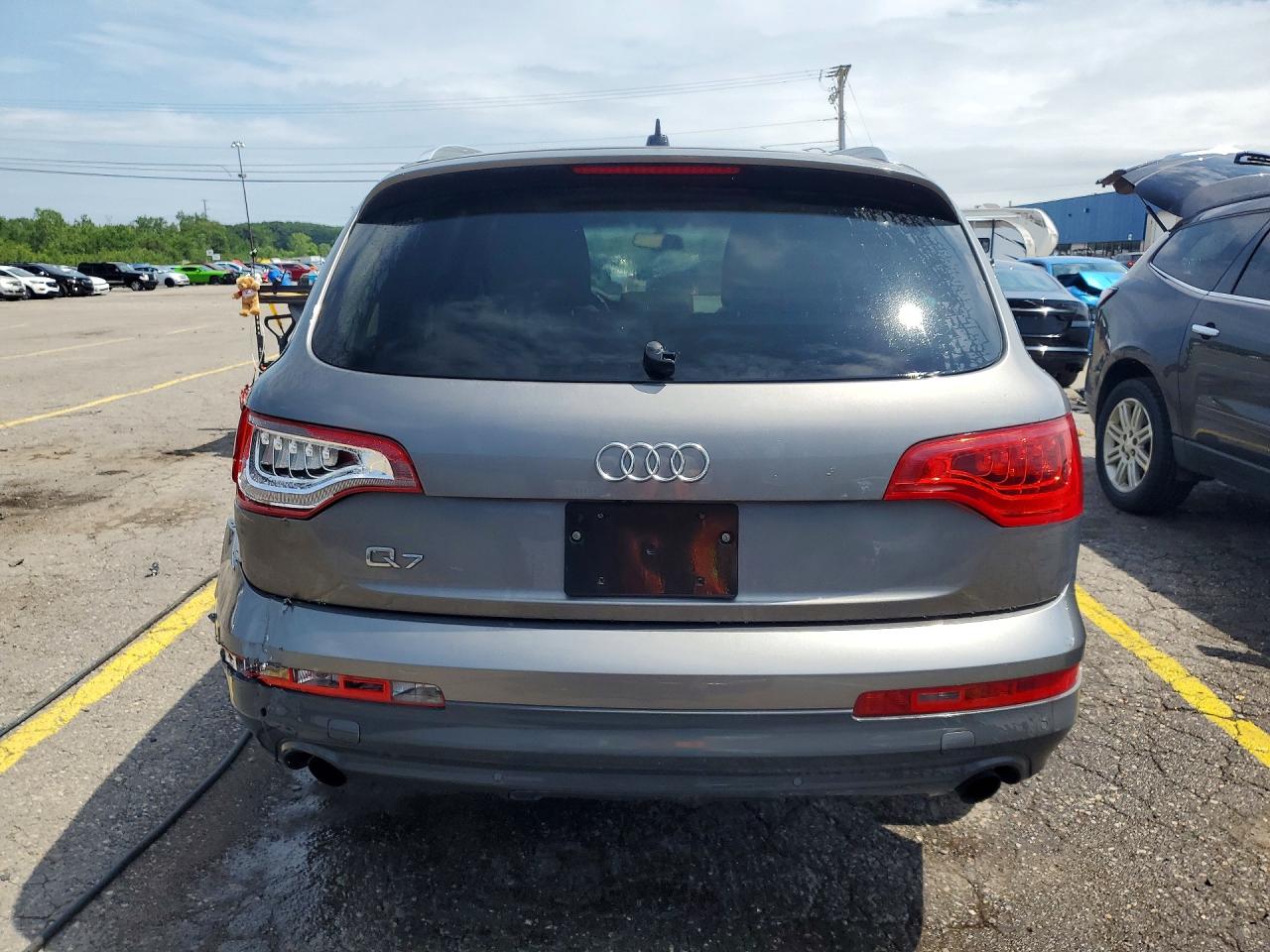 2012 AUDI Q7