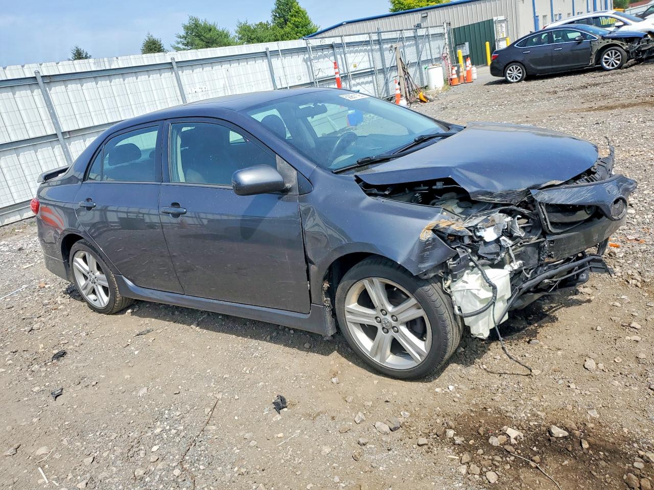2013 TOYOTA COROLLA