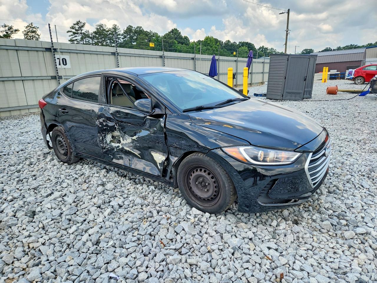 2017 HYUNDAI ELANTRA