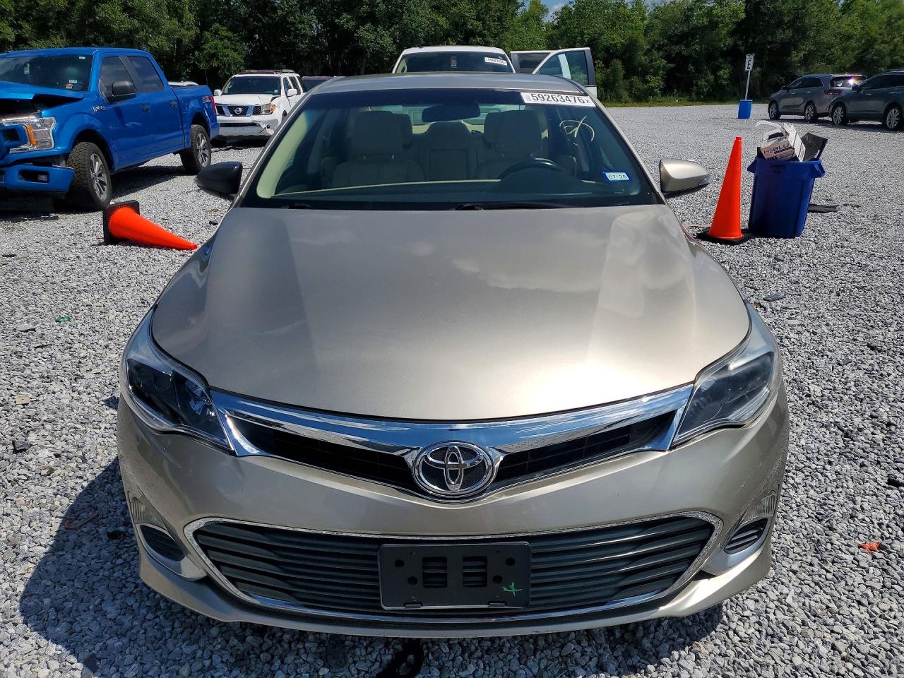 2015 TOYOTA AVALON