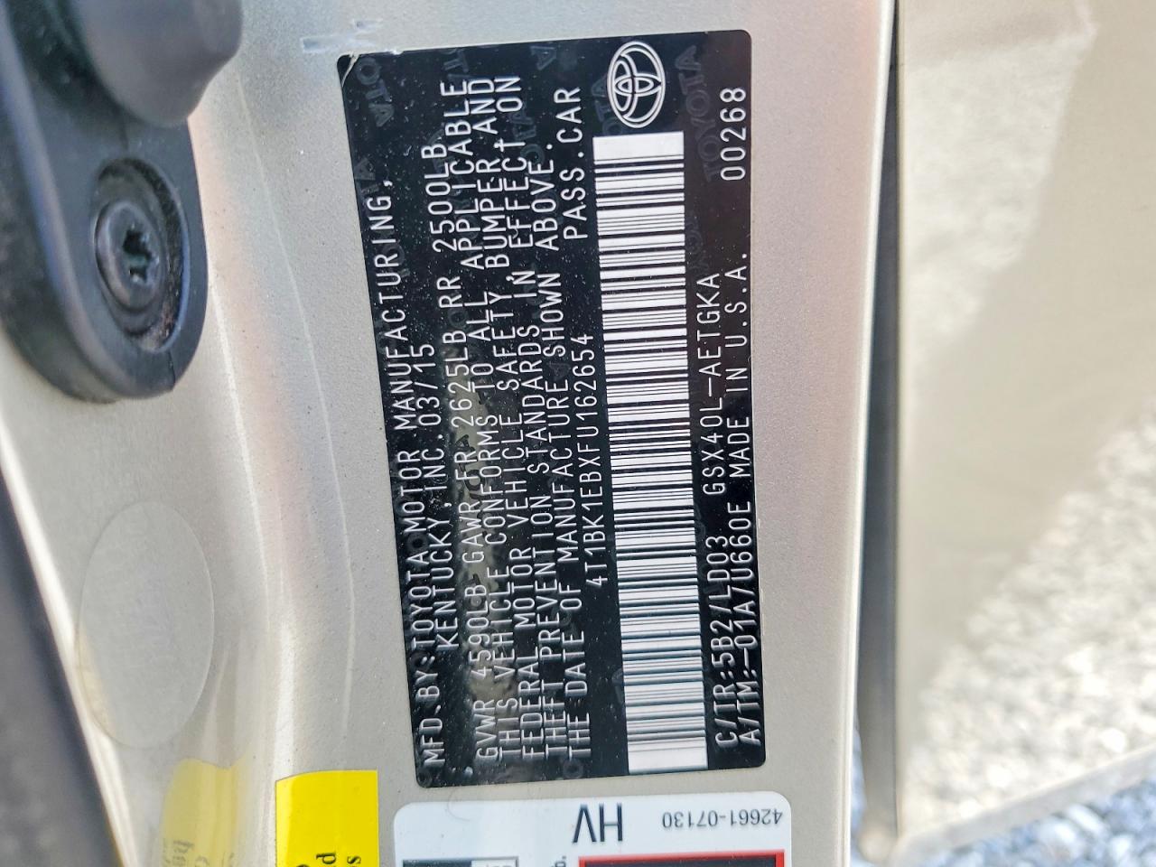 2015 TOYOTA AVALON