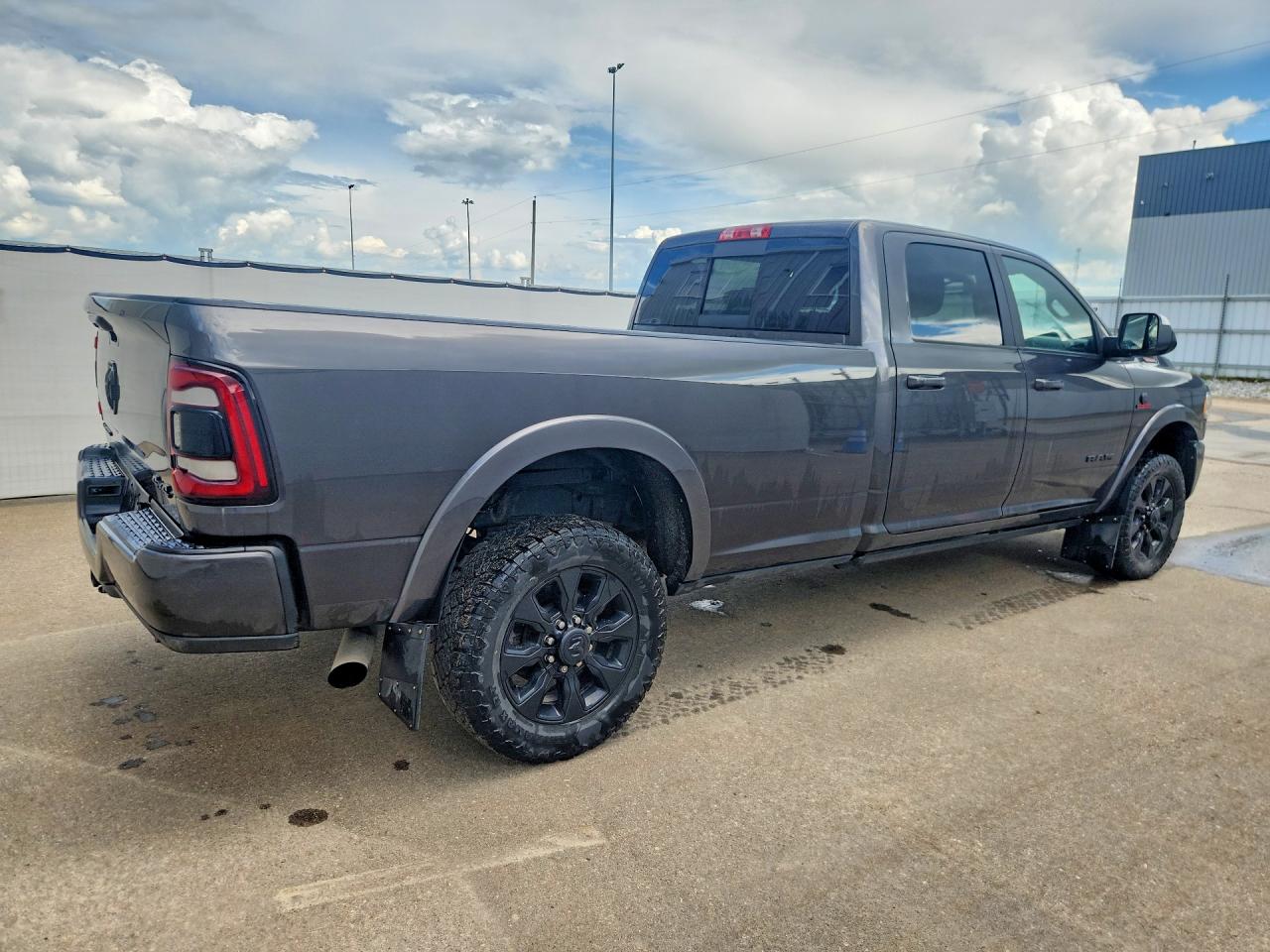 2022 RAM 3500