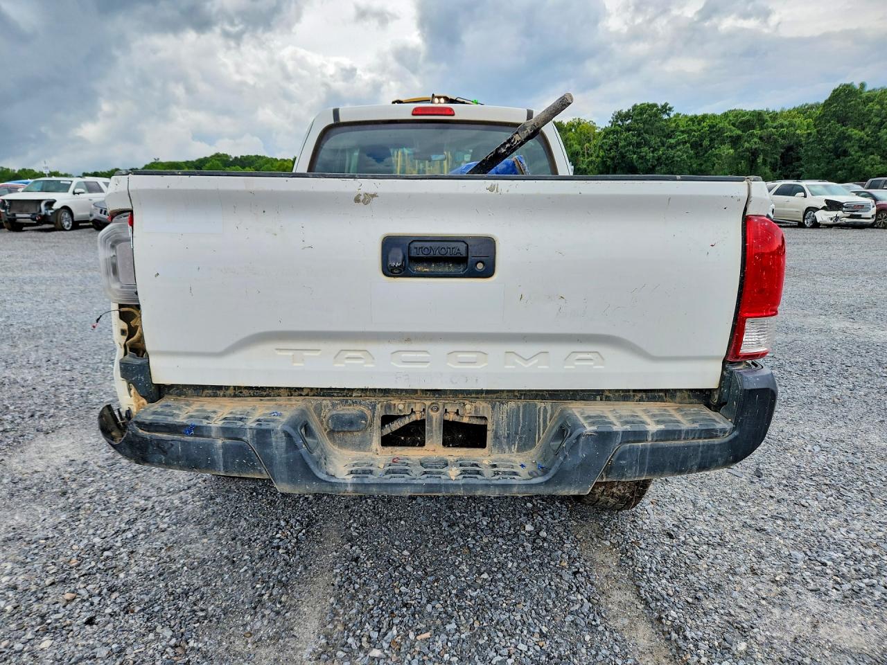 2016 TOYOTA TACOMA