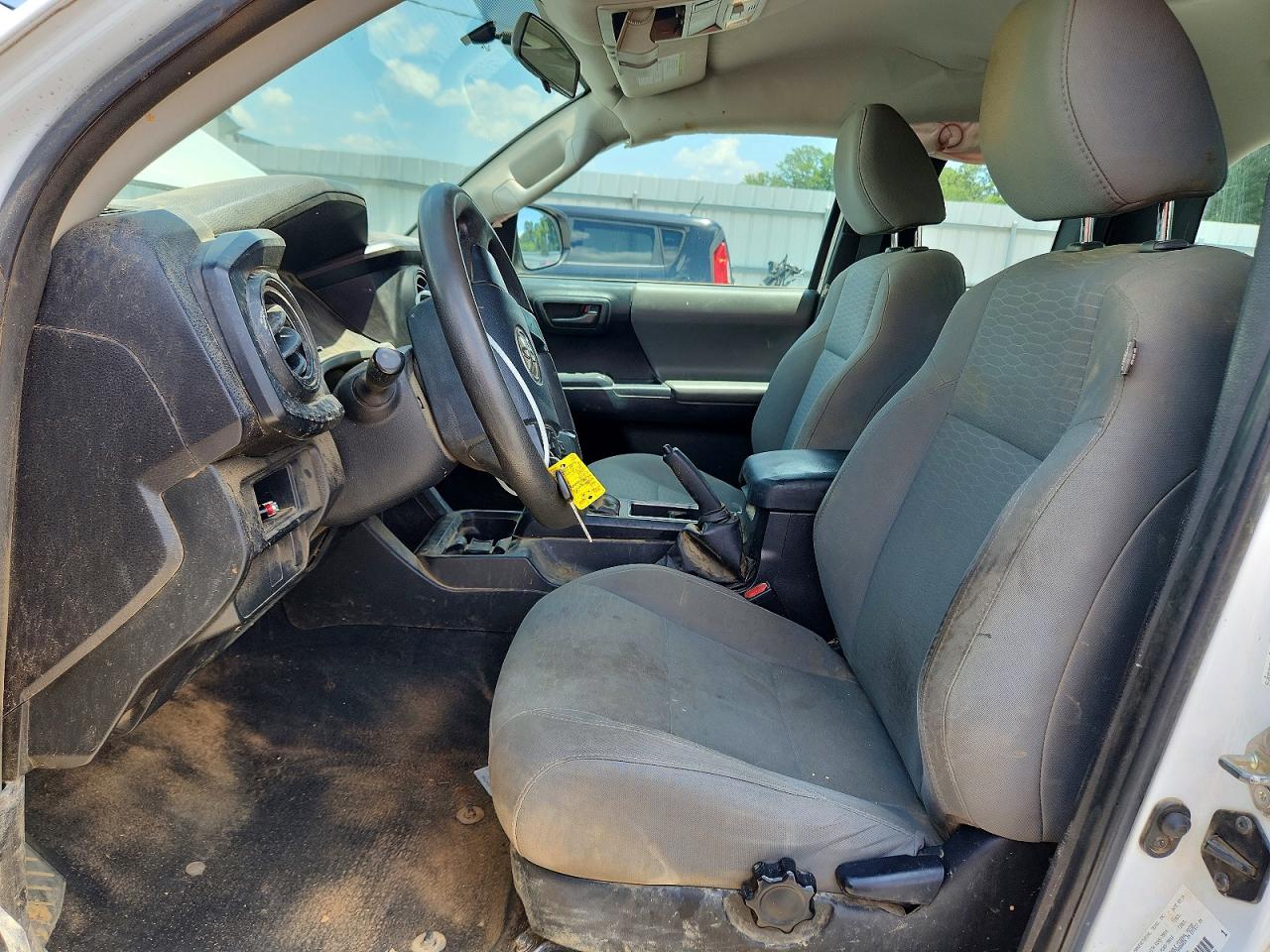 2016 TOYOTA TACOMA