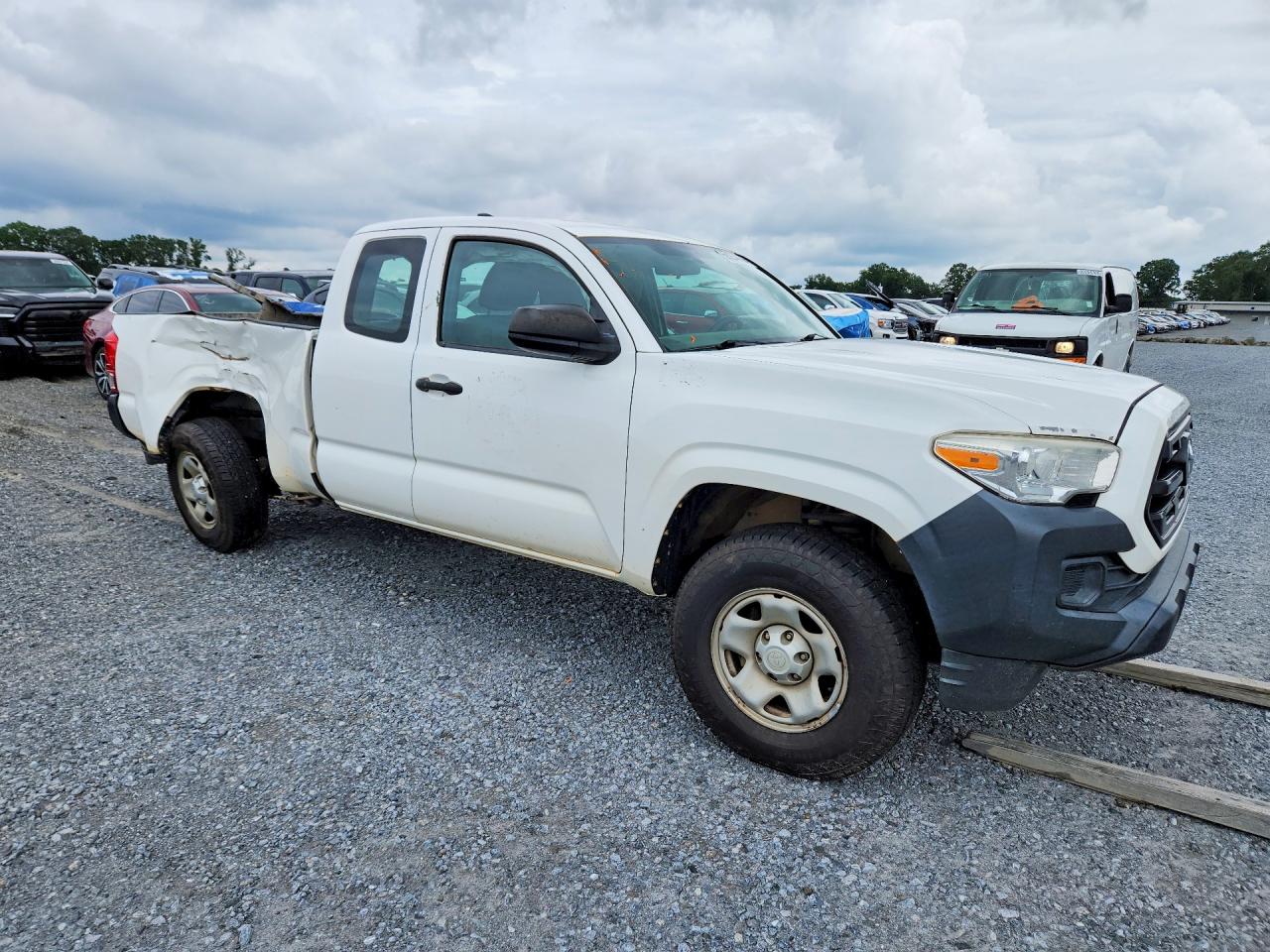 2016 TOYOTA TACOMA