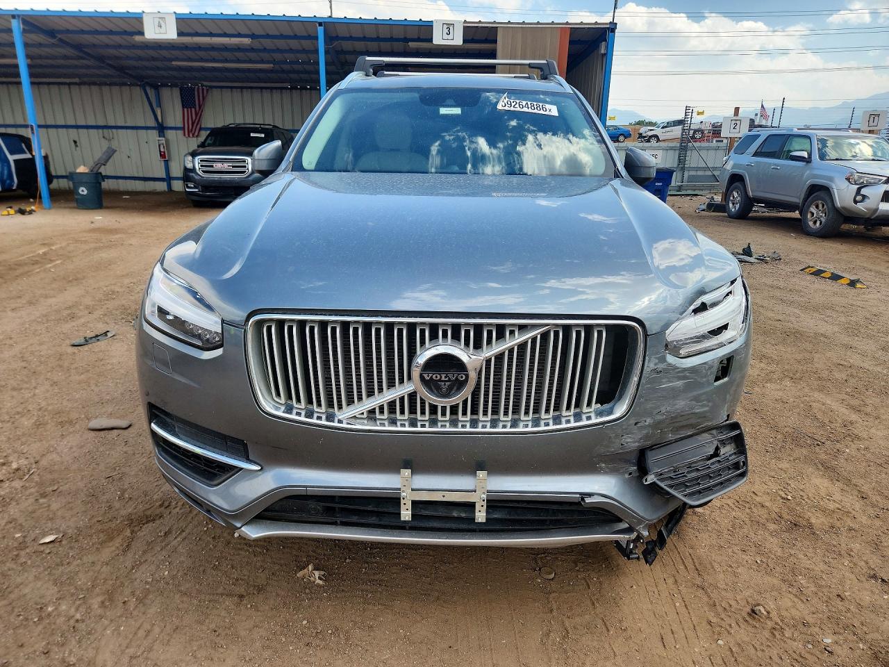 2019 VOLVO XC90