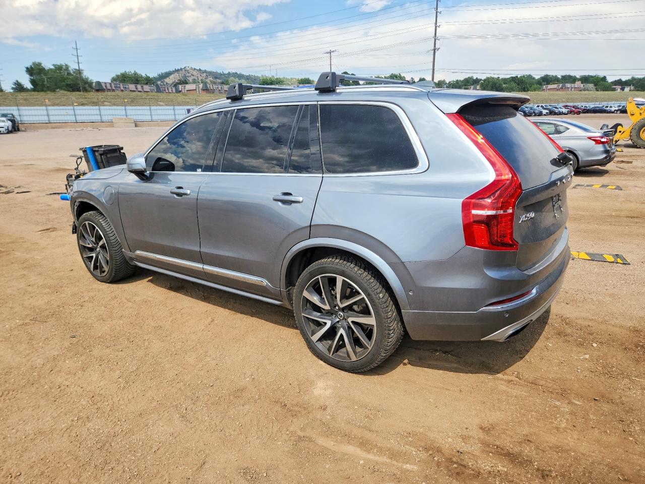 2019 VOLVO XC90
