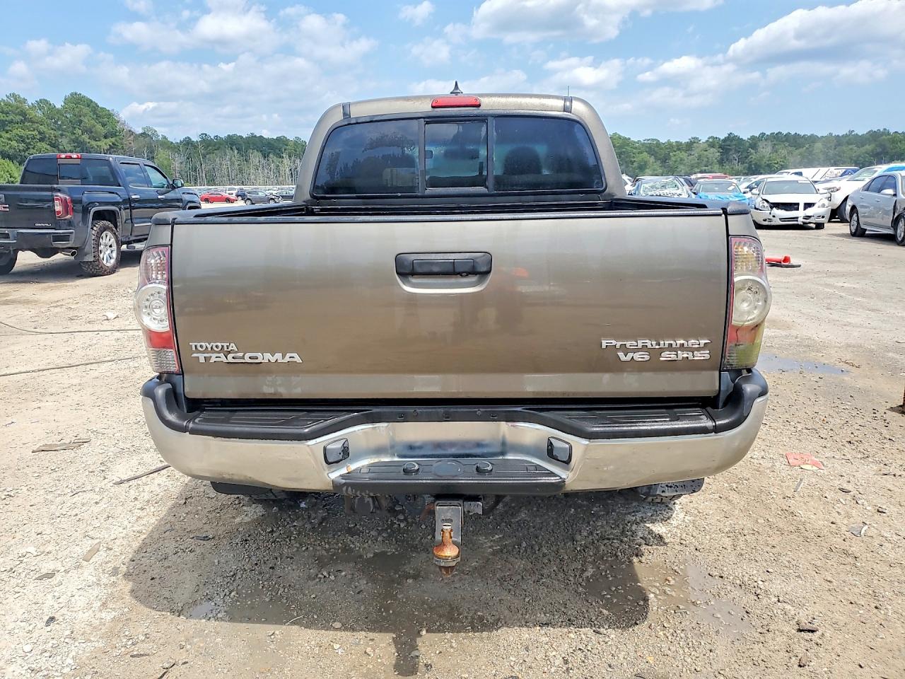 2012 TOYOTA TACOMA