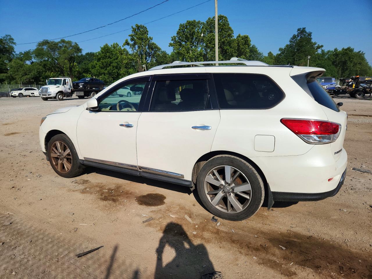 2015 NISSAN PATHFINDER