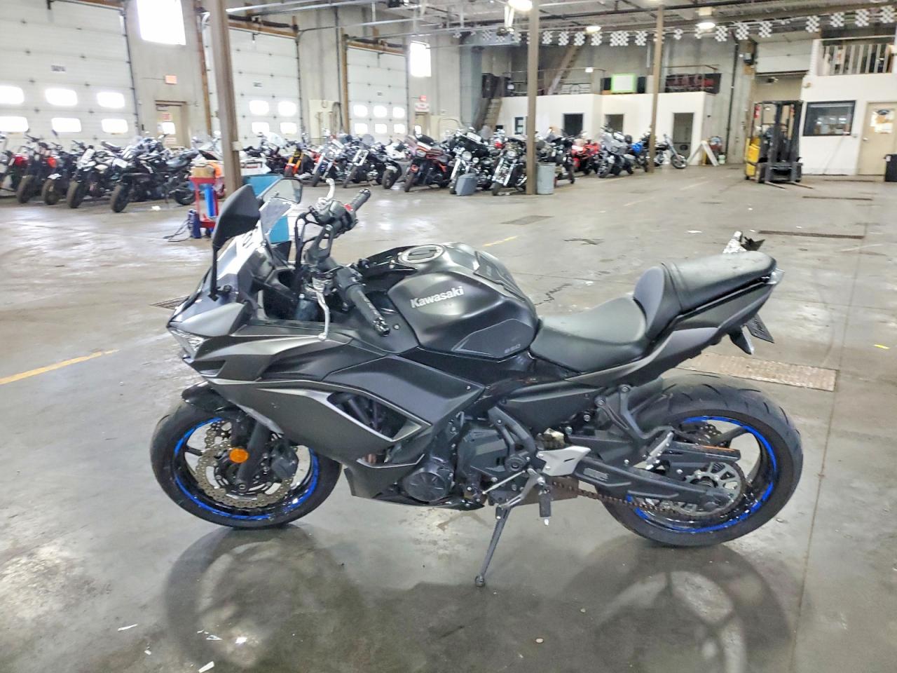 2023 KAWASAKI EX