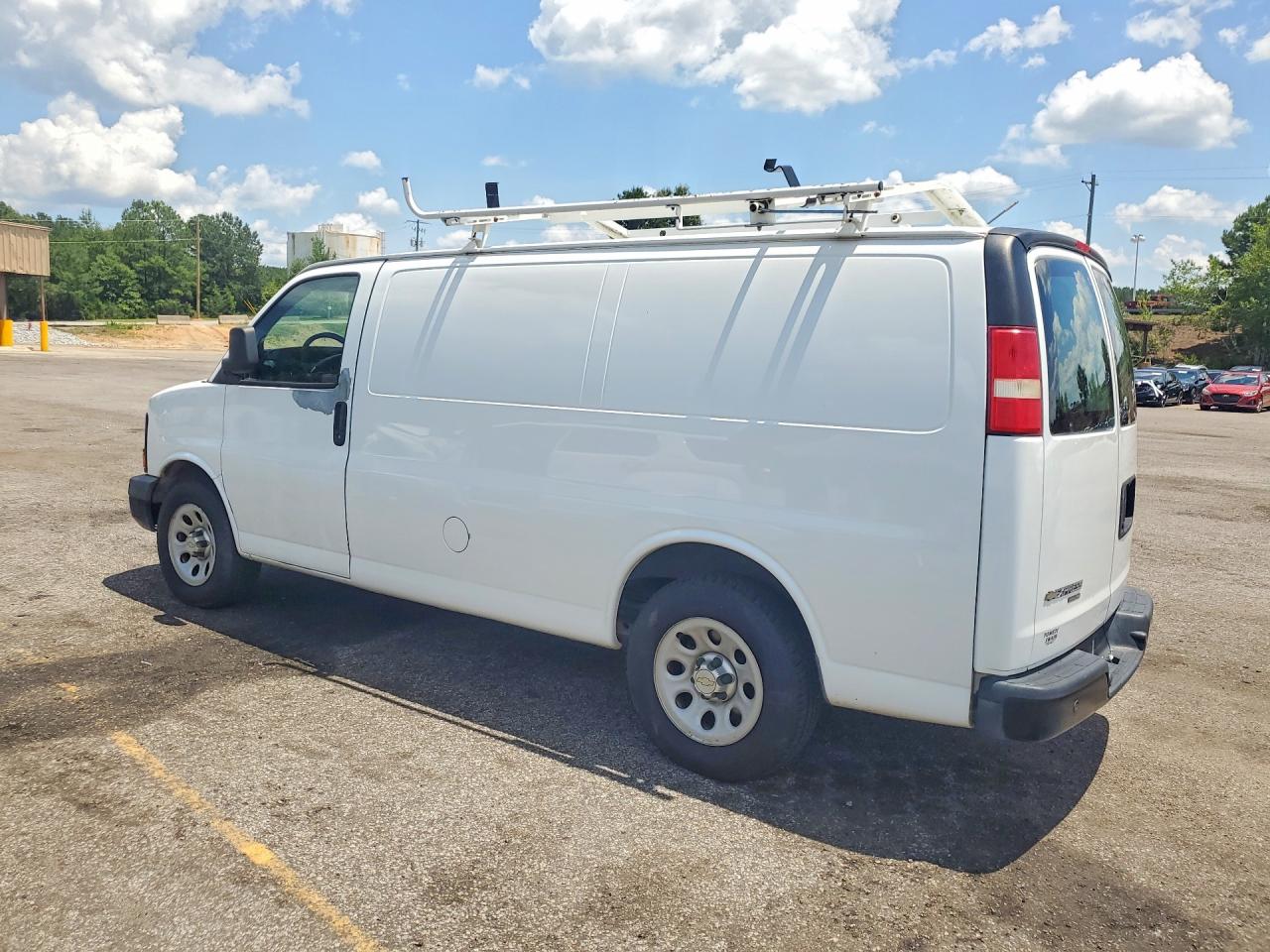 2013 CHEVROLET EXPRESS