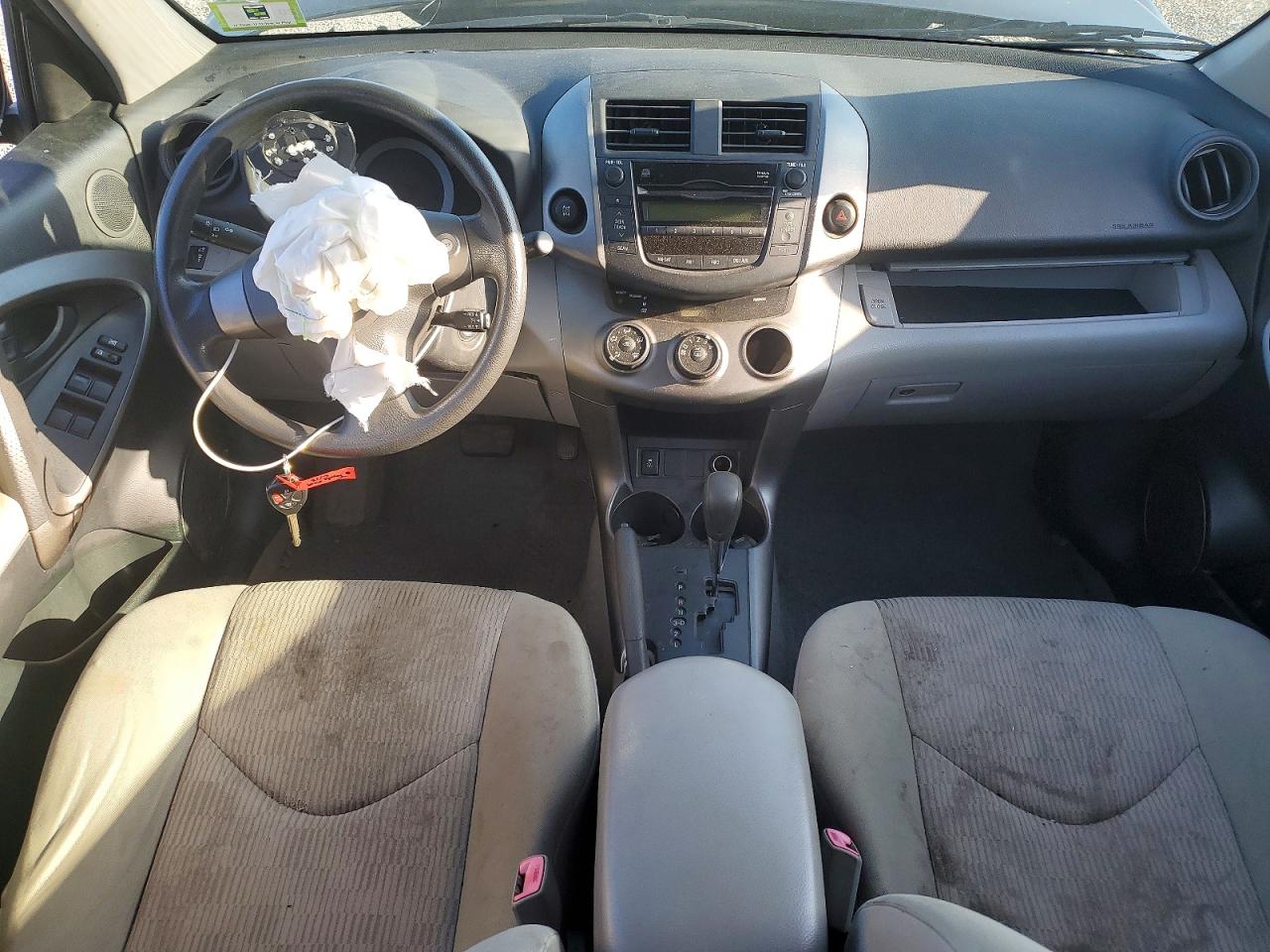 2011 TOYOTA RAV4