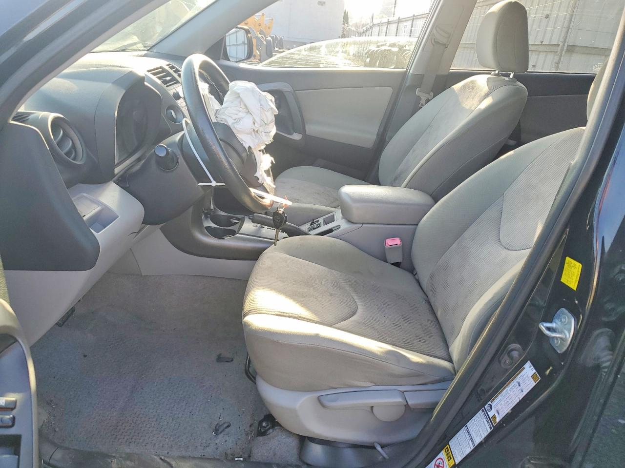 2011 TOYOTA RAV4