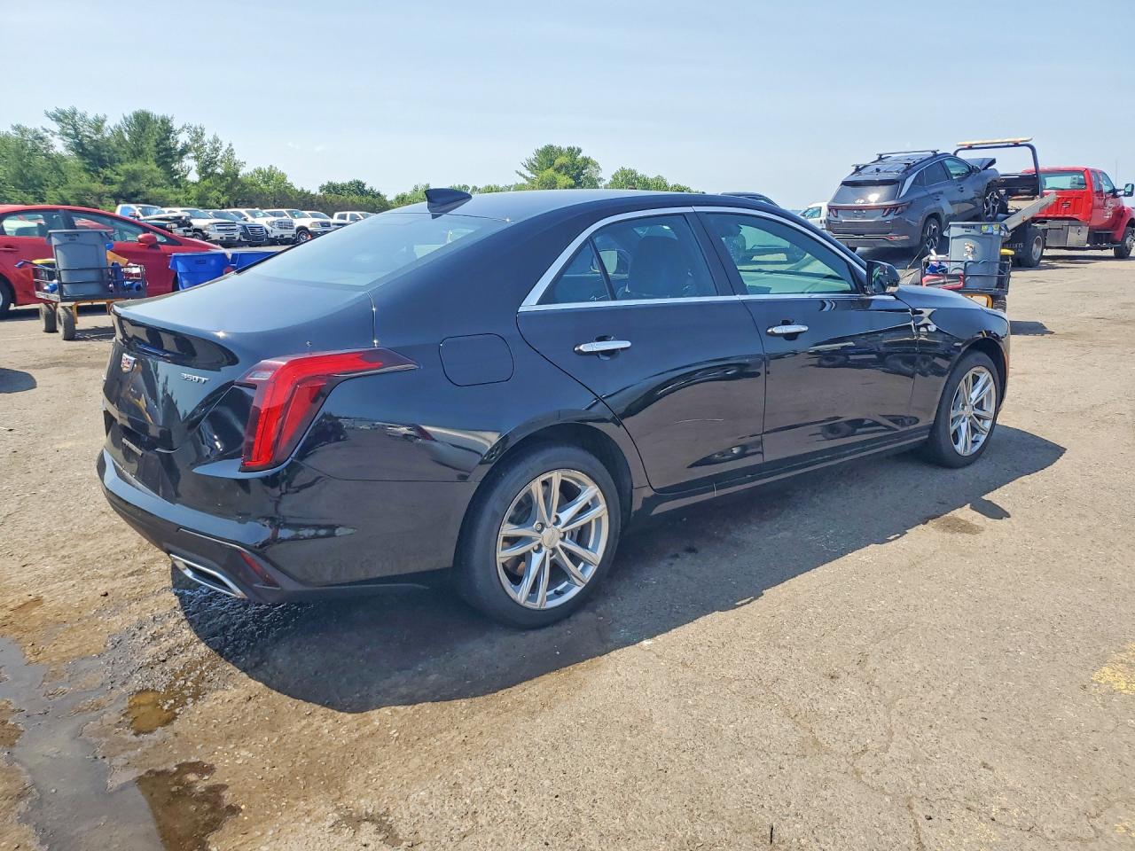 2022 CADILLAC CT4