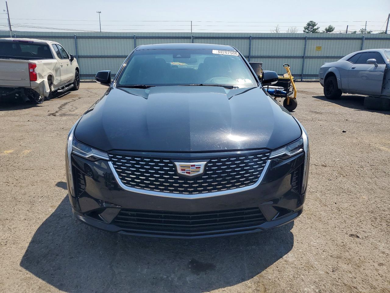 2022 CADILLAC CT4
