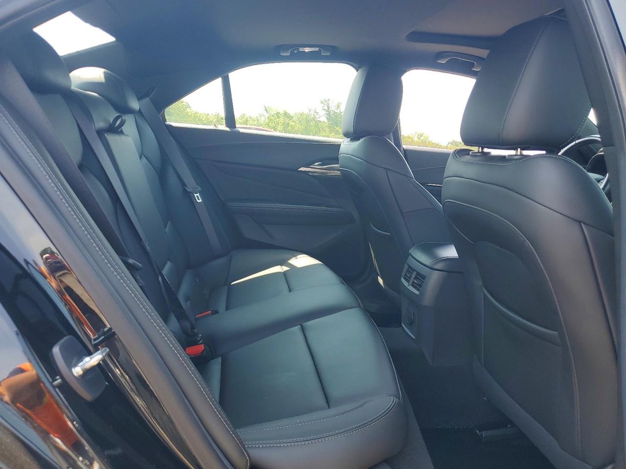 2022 CADILLAC CT4
