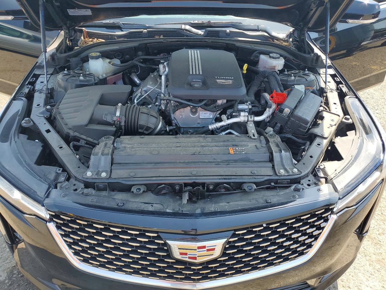 2022 CADILLAC CT4