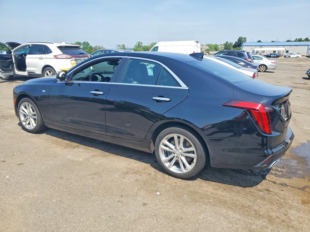 2022 CADILLAC CT4