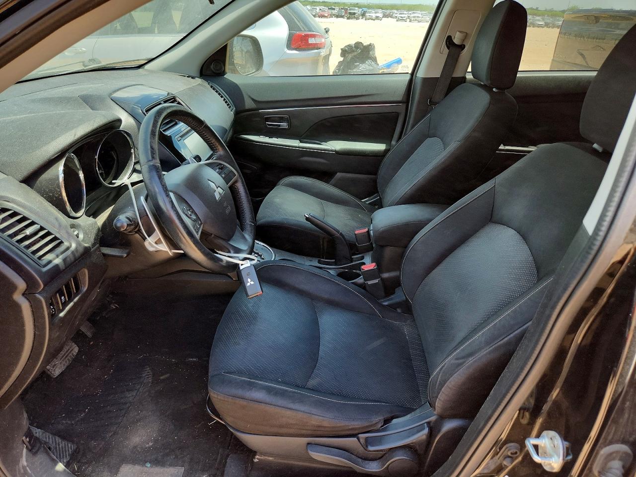 2015 MITSUBISHI OUTLANDER