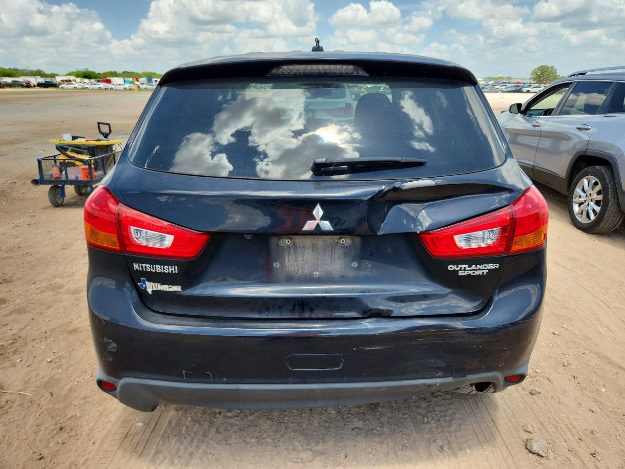 2015 MITSUBISHI OUTLANDER