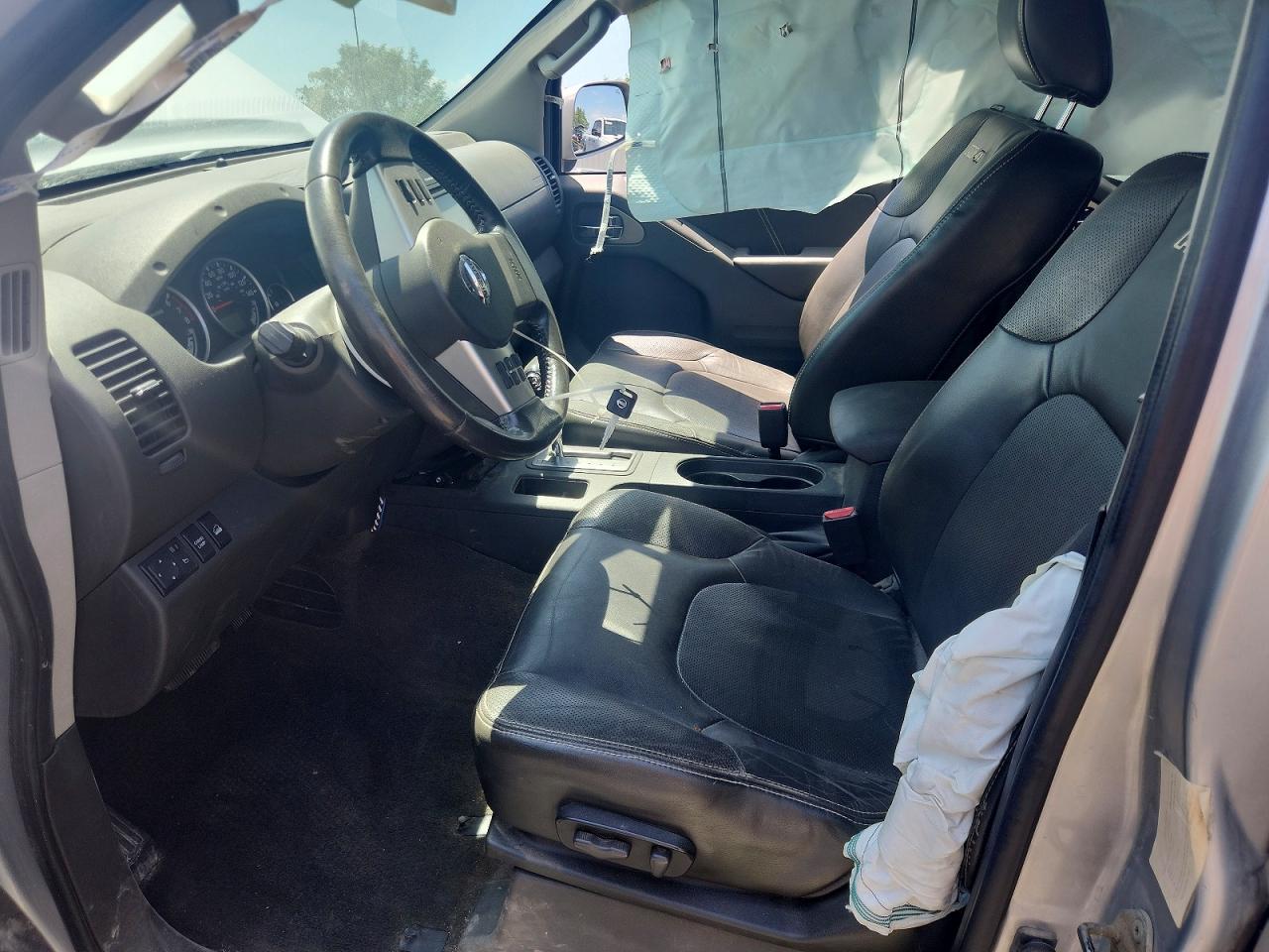 2017 NISSAN FRONTIER