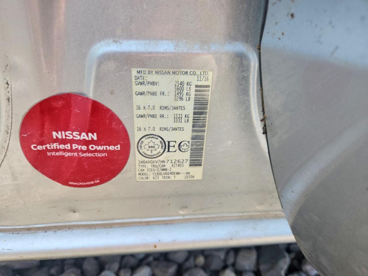 2017 NISSAN FRONTIER