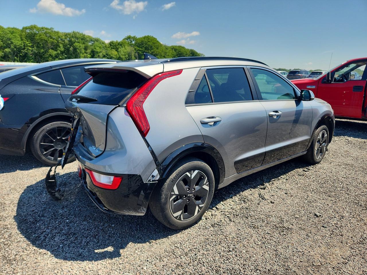 2024 KIA NIRO