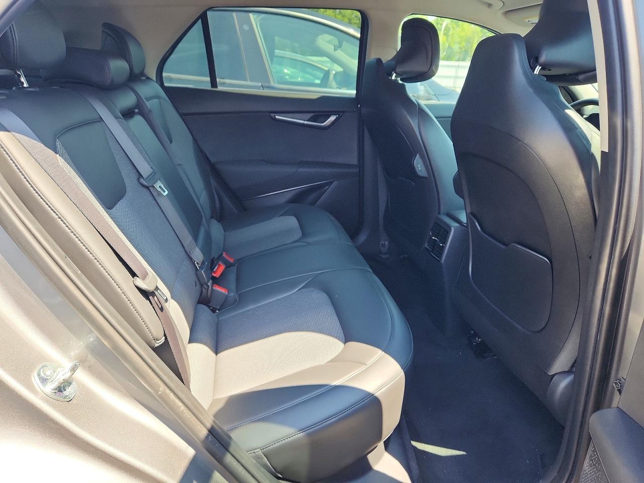 2024 KIA NIRO