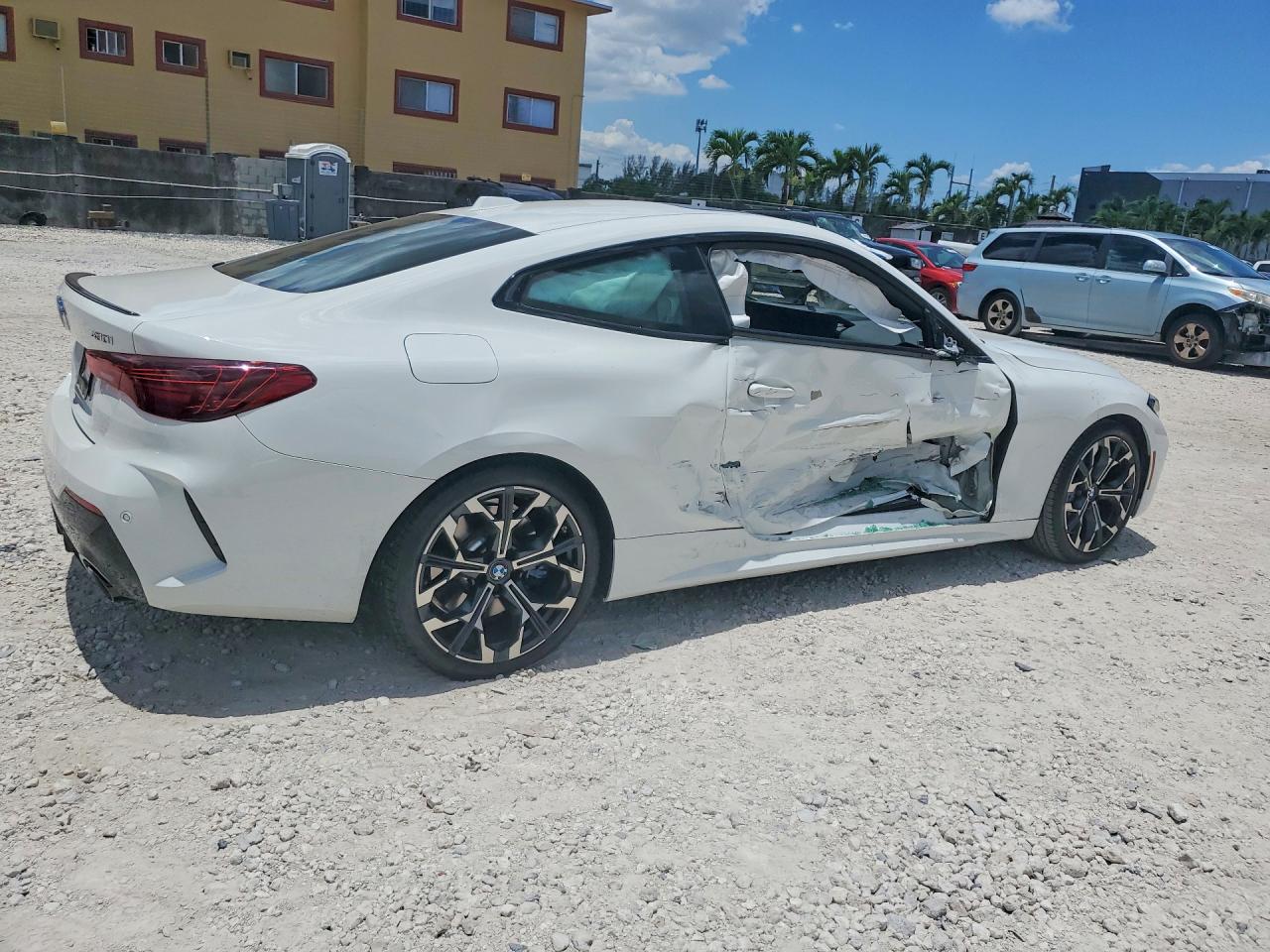 2025 BMW 4 SERIES