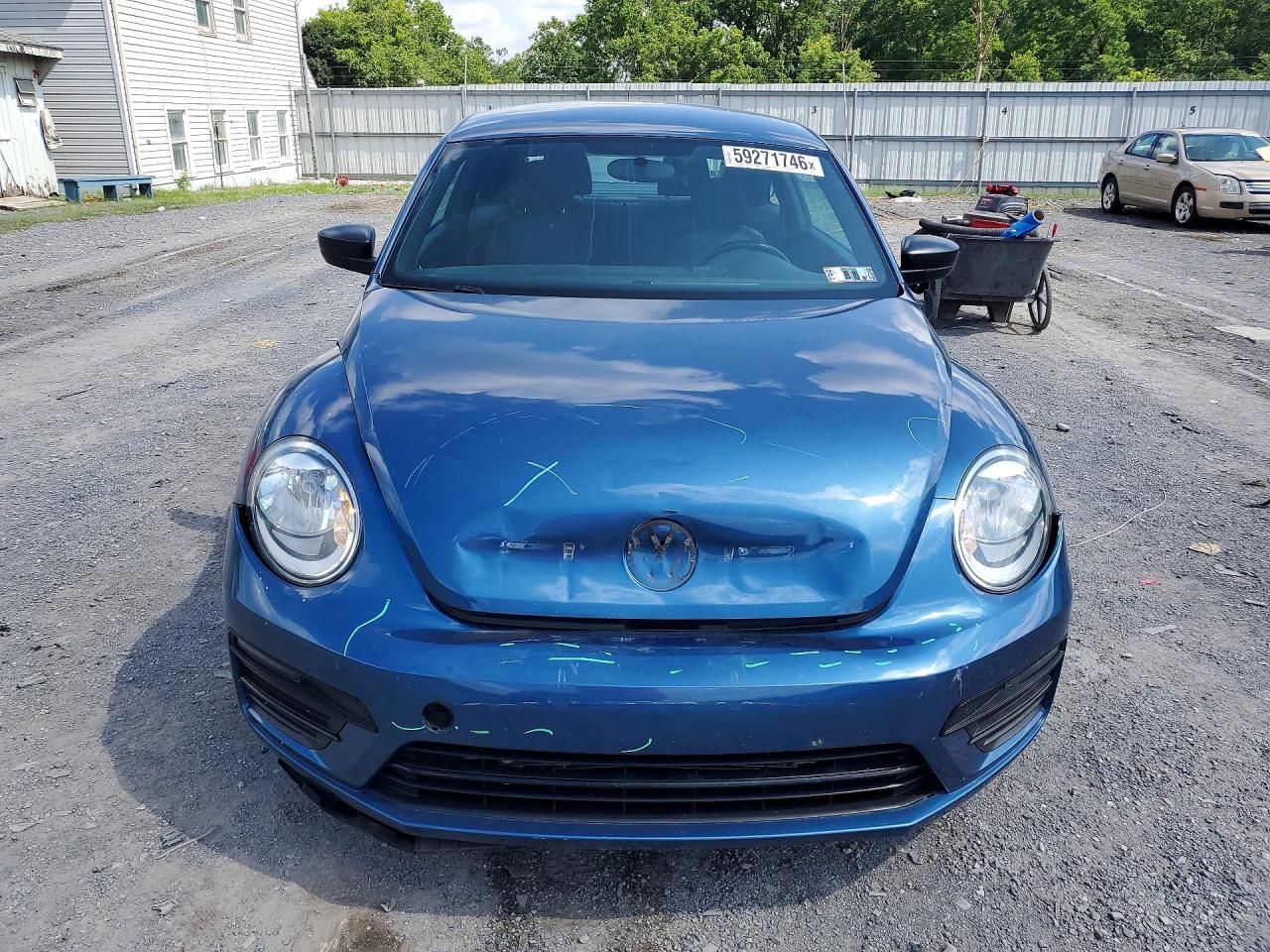 2018 VOLKSWAGEN BEETLE