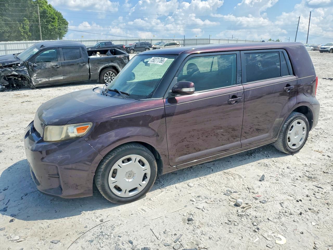 2011 TOYOTA SCION