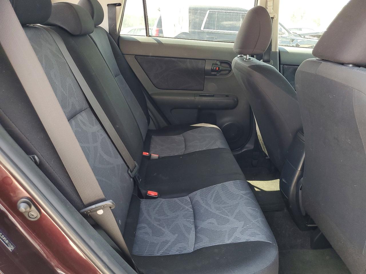 2011 TOYOTA SCION