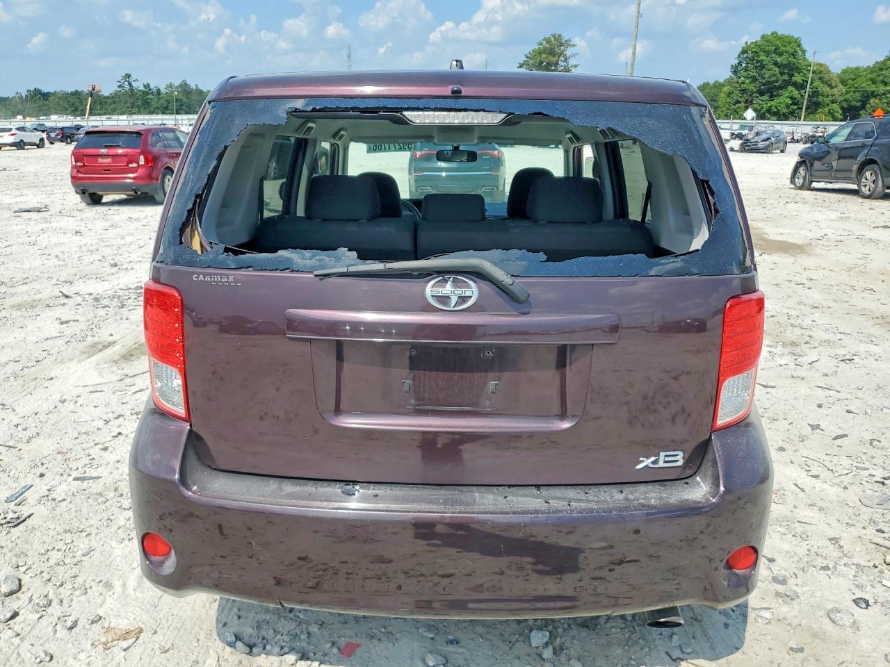 2011 TOYOTA SCION