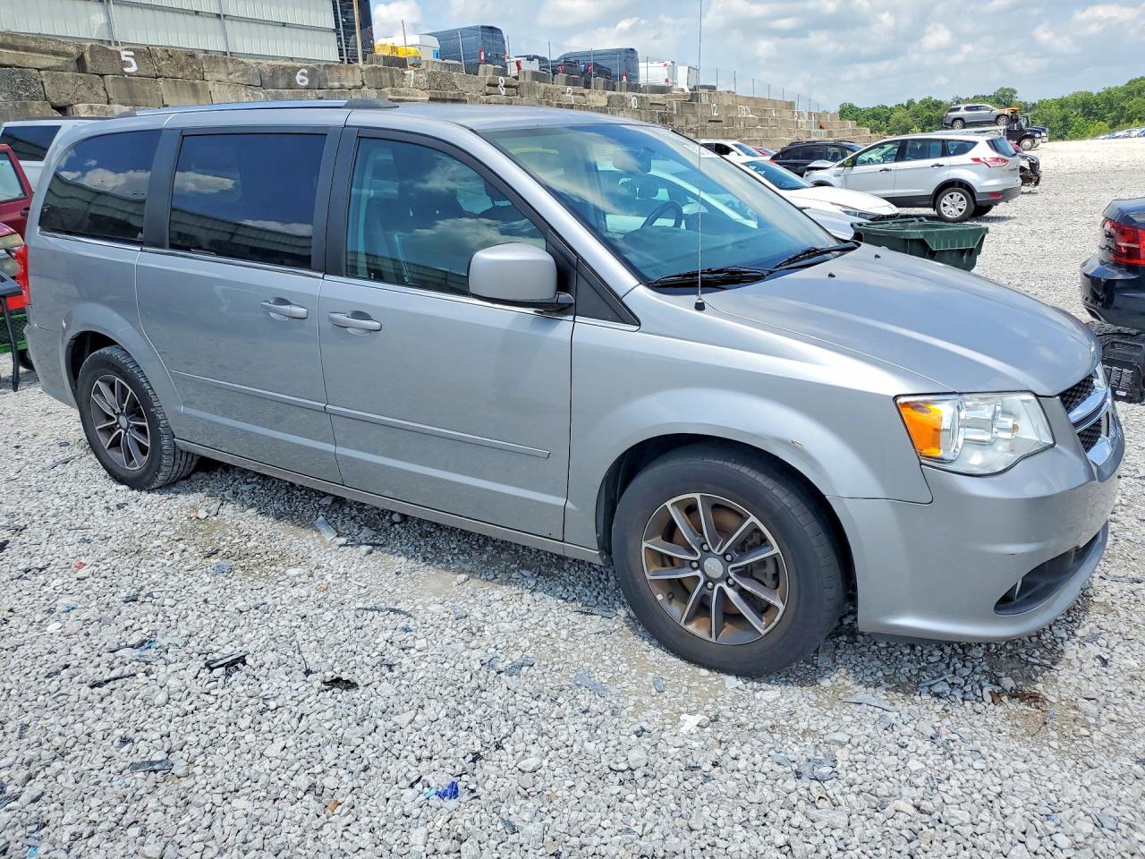 2017 DODGE CARAVAN