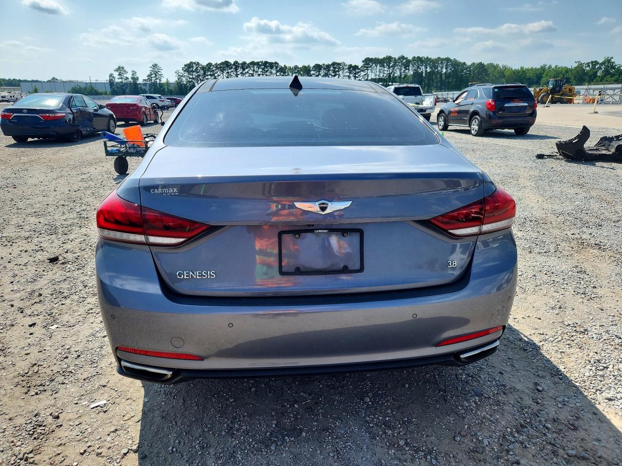 2016 HYUNDAI GENESIS