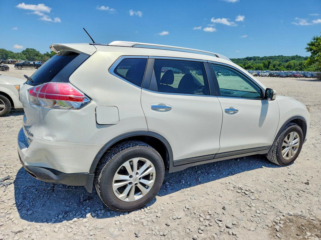 2014 NISSAN ROGUE
