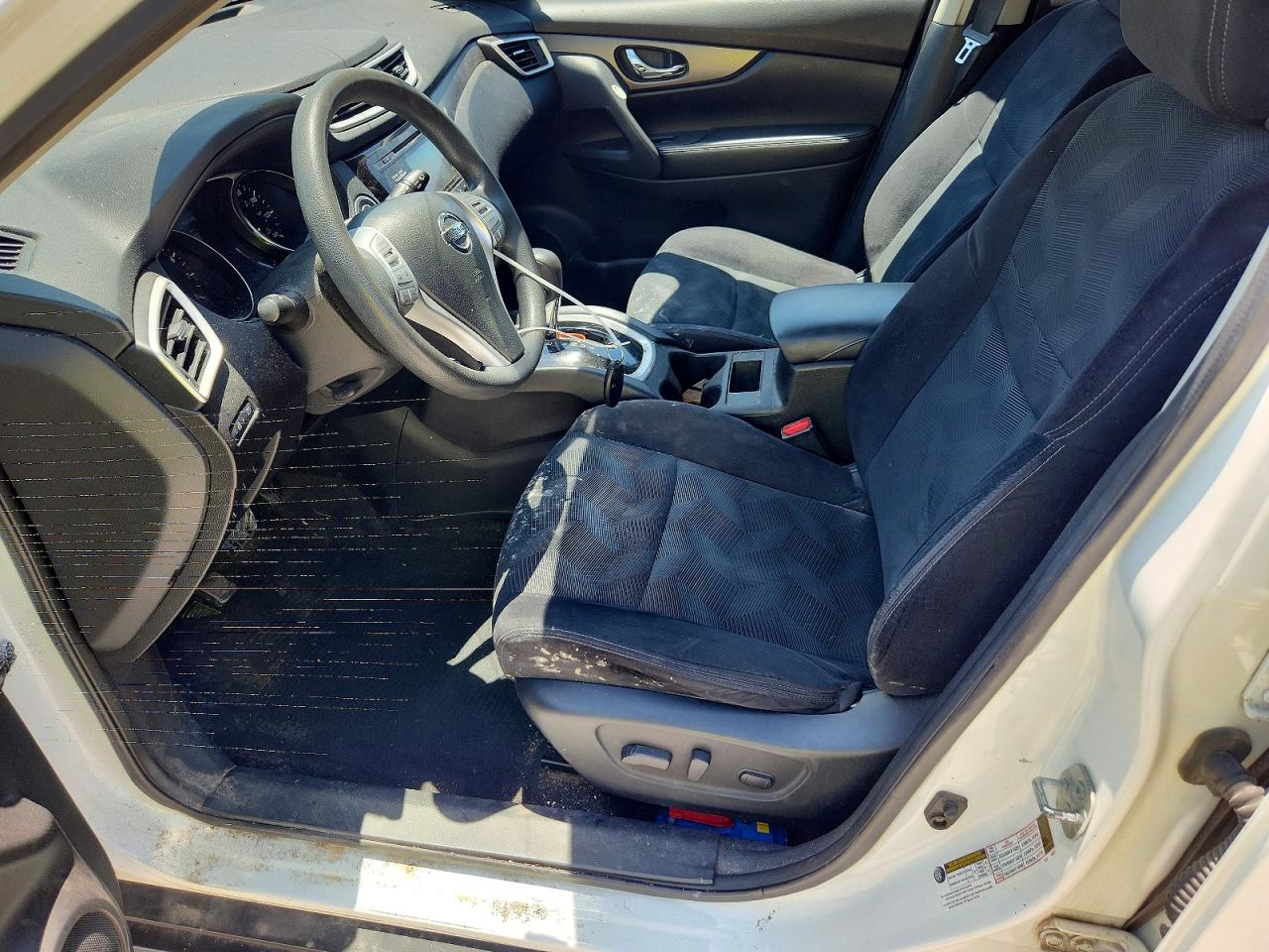 2014 NISSAN ROGUE