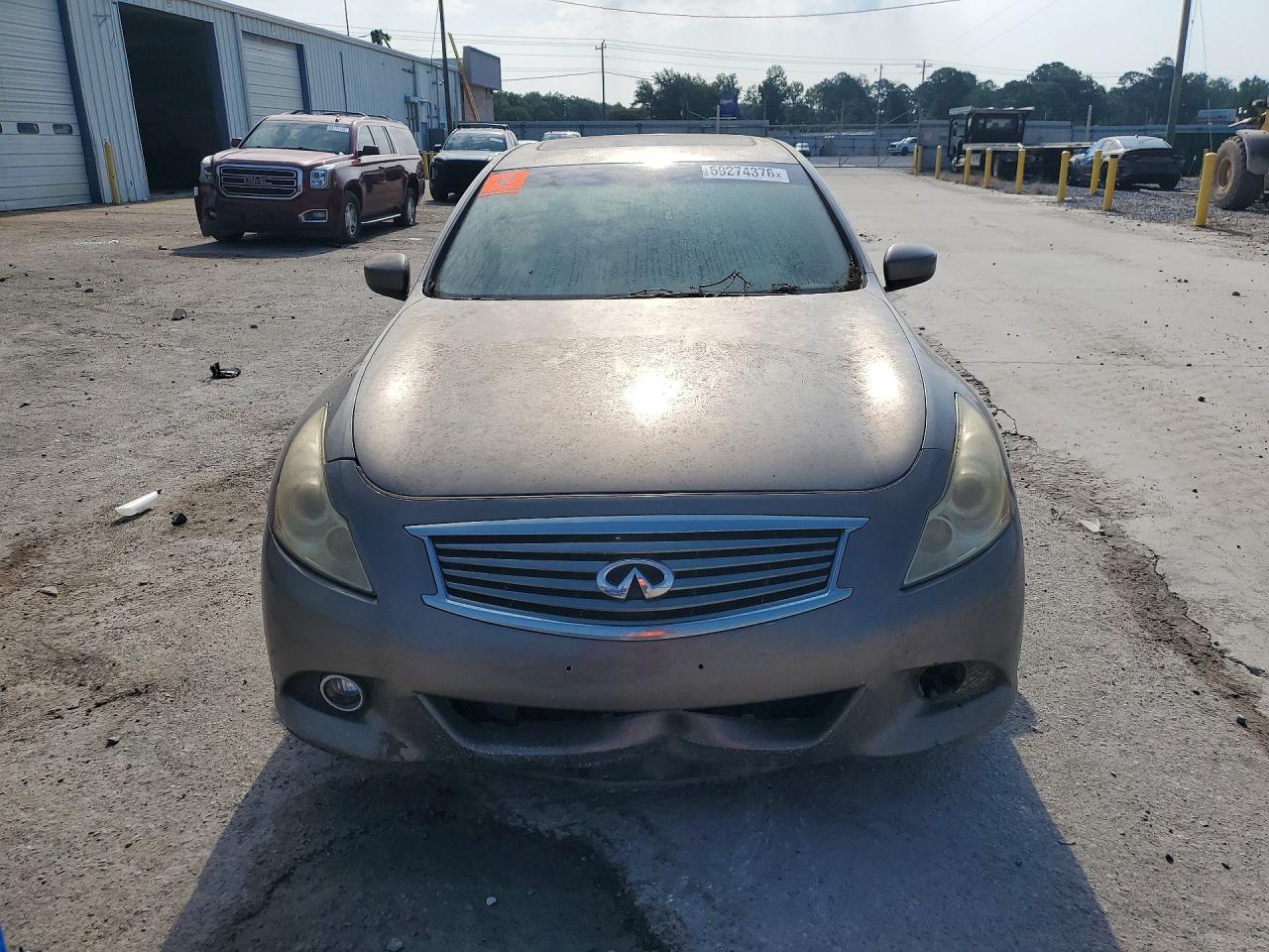 2011 INFINITI G37