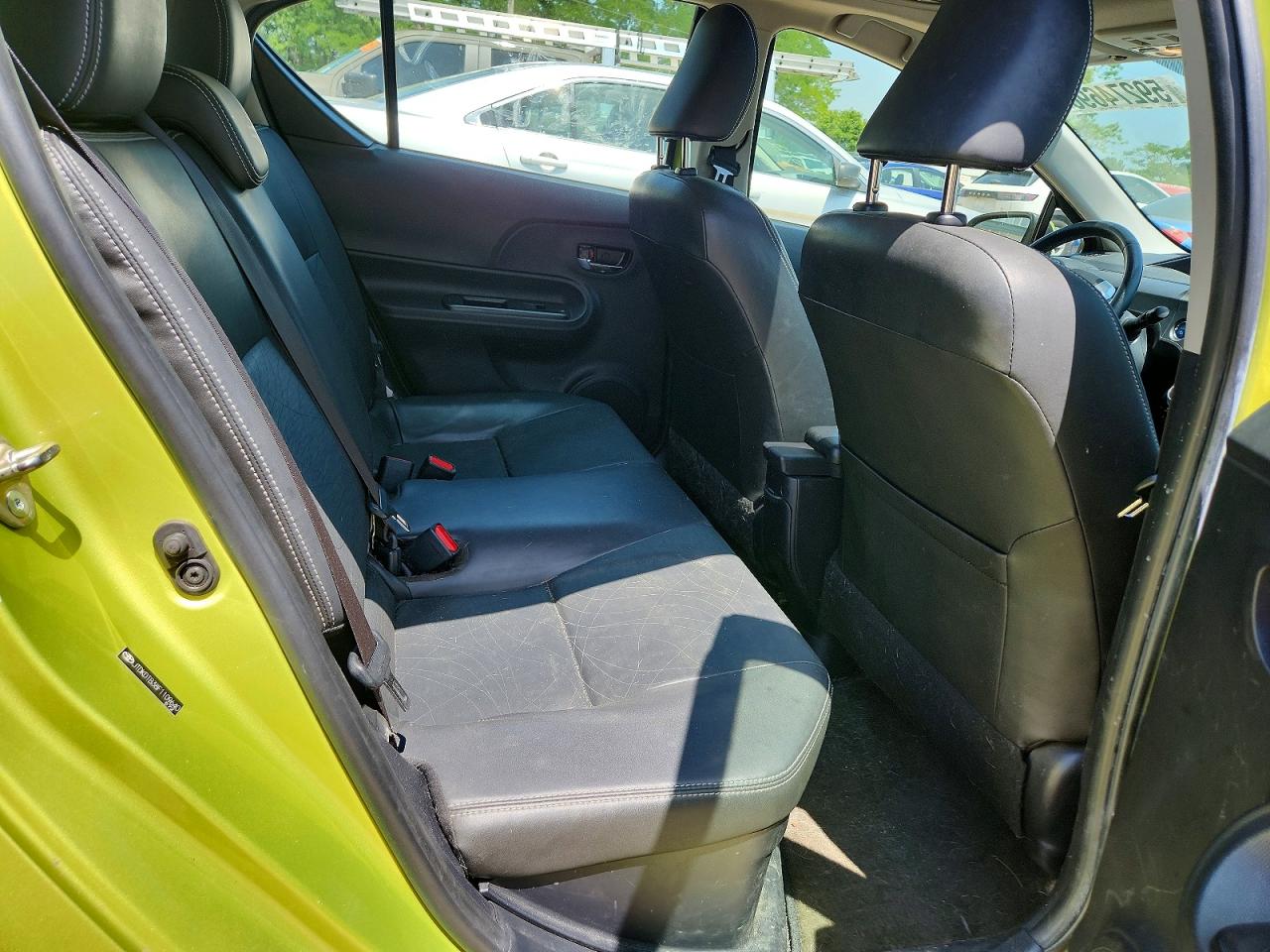 2015 TOYOTA PRIUS