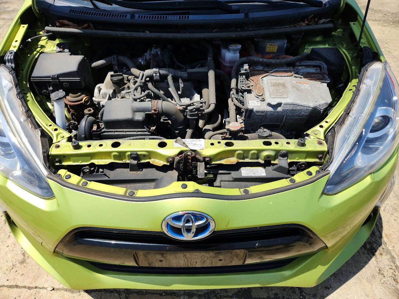 2015 TOYOTA PRIUS