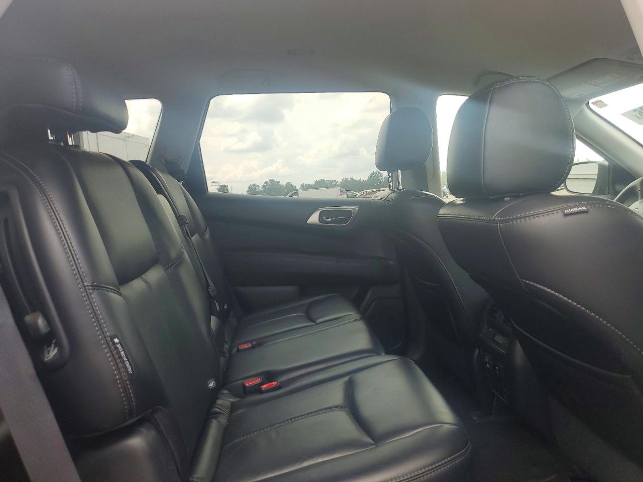 2018 NISSAN PATHFINDER