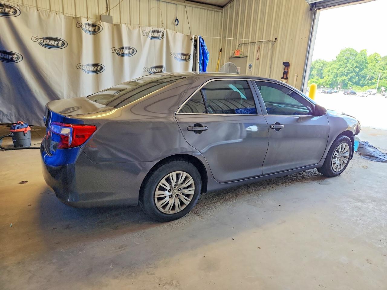 2013 TOYOTA CAMRY