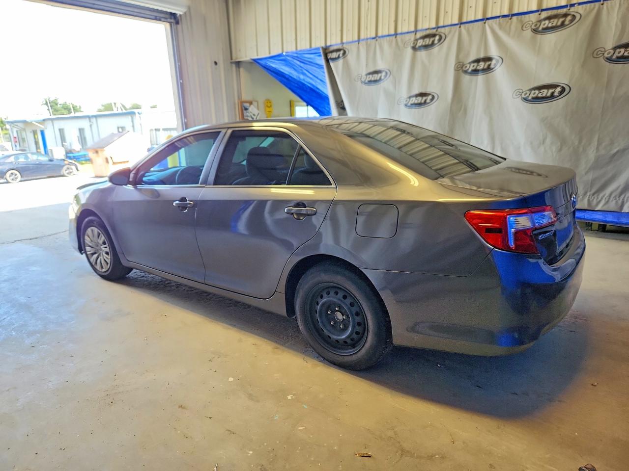 2013 TOYOTA CAMRY